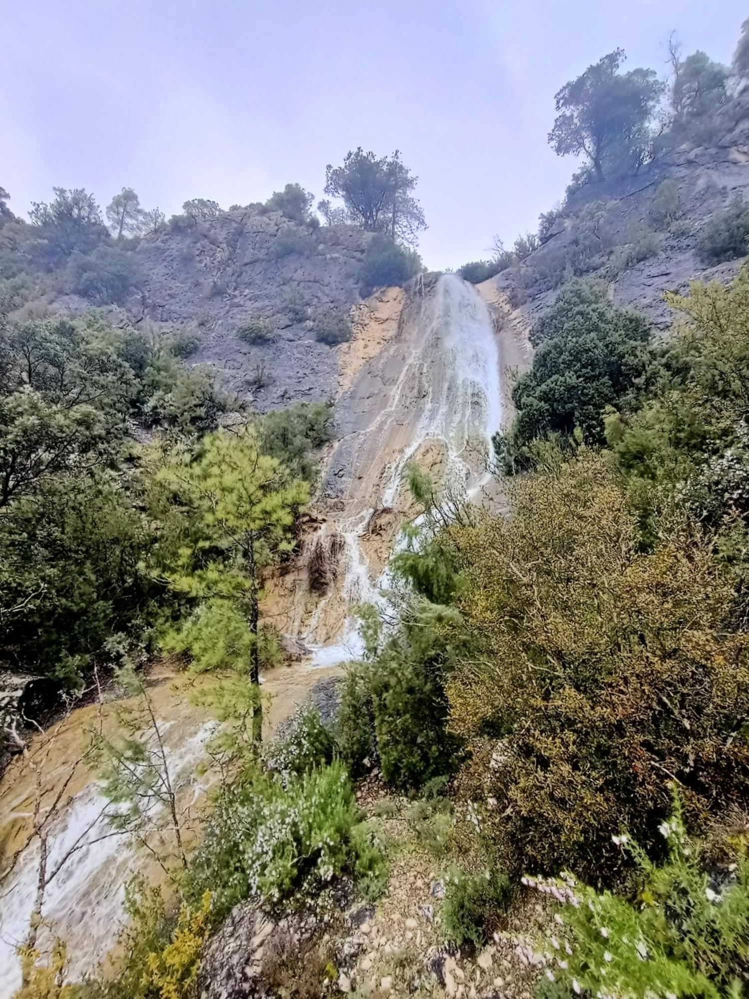 Alojamiento Rural El Cerro Fresneda de la Sierra ภายนอก รูปภาพ